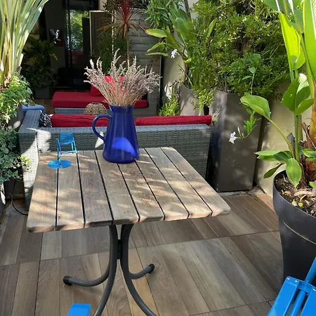 Exceptional Terrace In Center Of * Nice