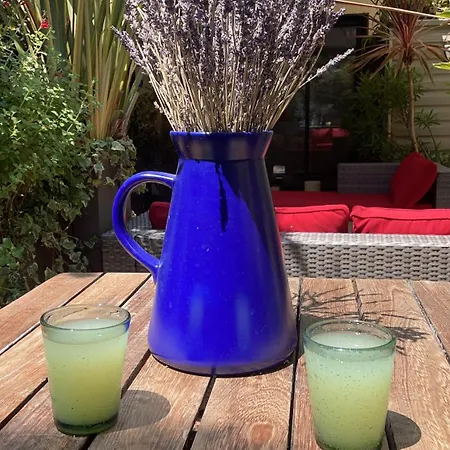 Exceptional Terrace In Center Of Διαμέρισμα