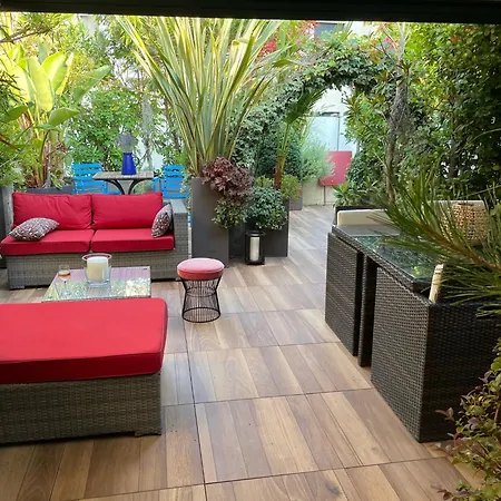 דירה Exceptional Terrace In Center Of
