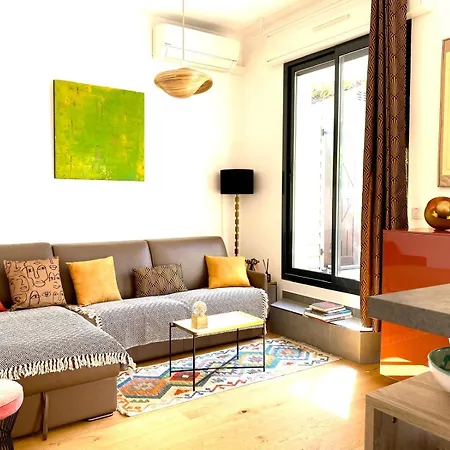 Exceptional Terrace In Center Of Apartman